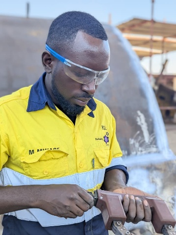 Magnetic particle inspection yokes
